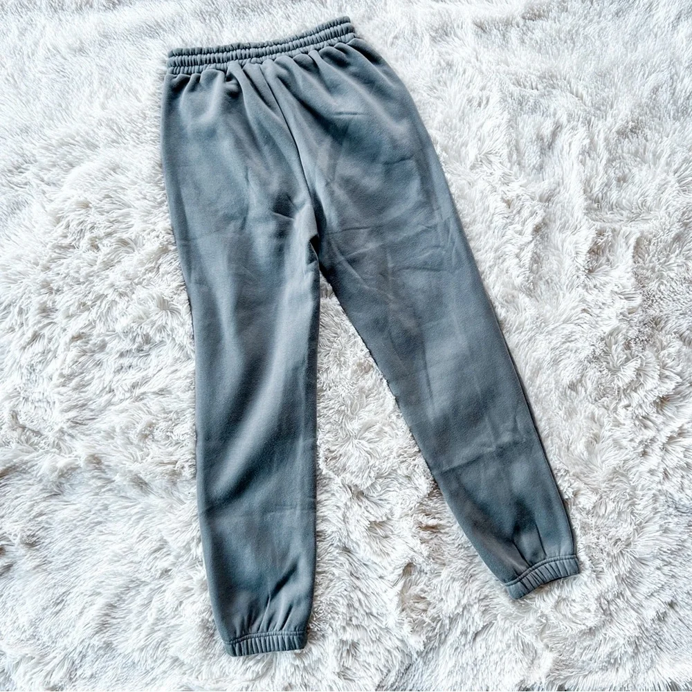 Sweatsuit Set - Picture 7 of 7